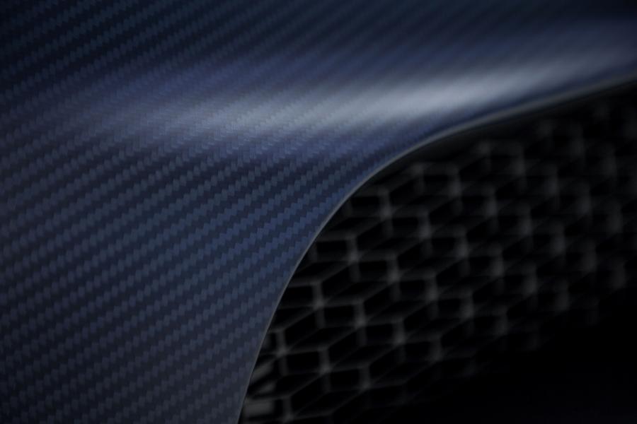 Детали экстерьера Bugatti Chiron Sport 110 ans Bugatti 2019 года  (фото 22 из 33)